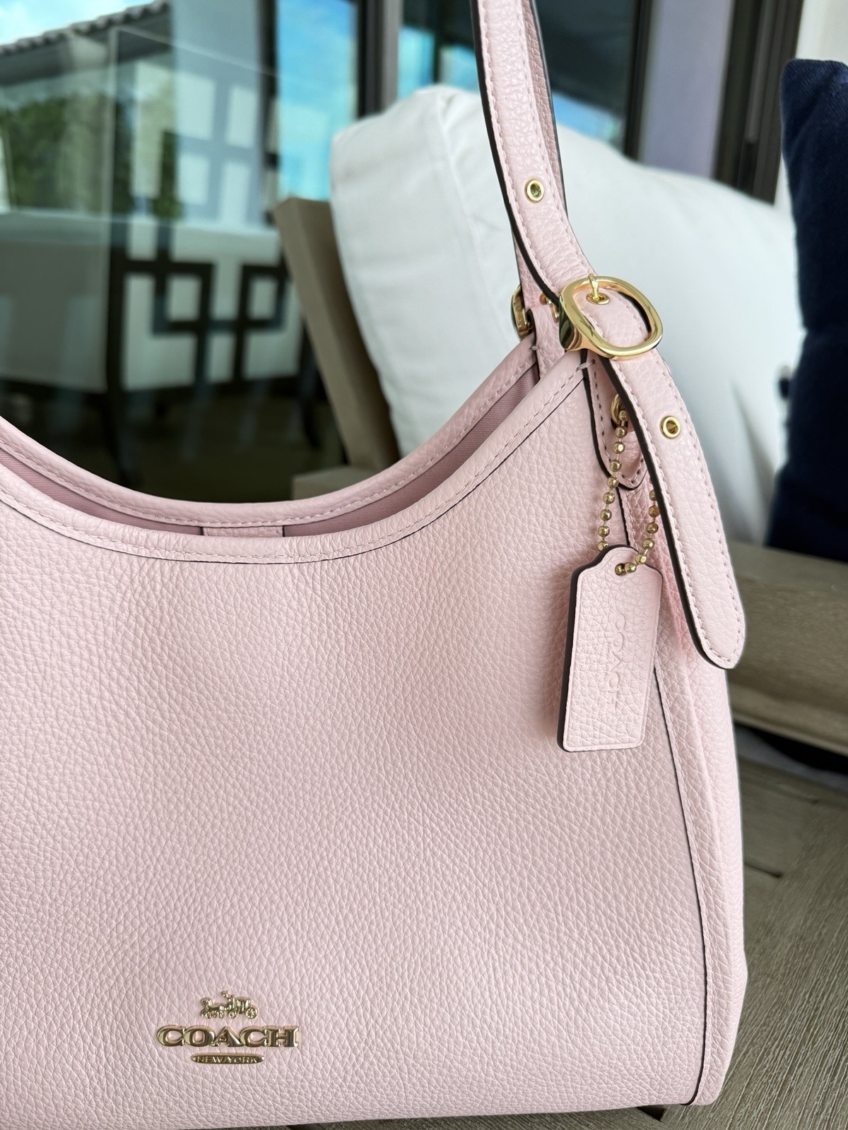 Coach Erin Shoulder Bag Refined pebble Leather CAQ86 Soft Pink NWT
