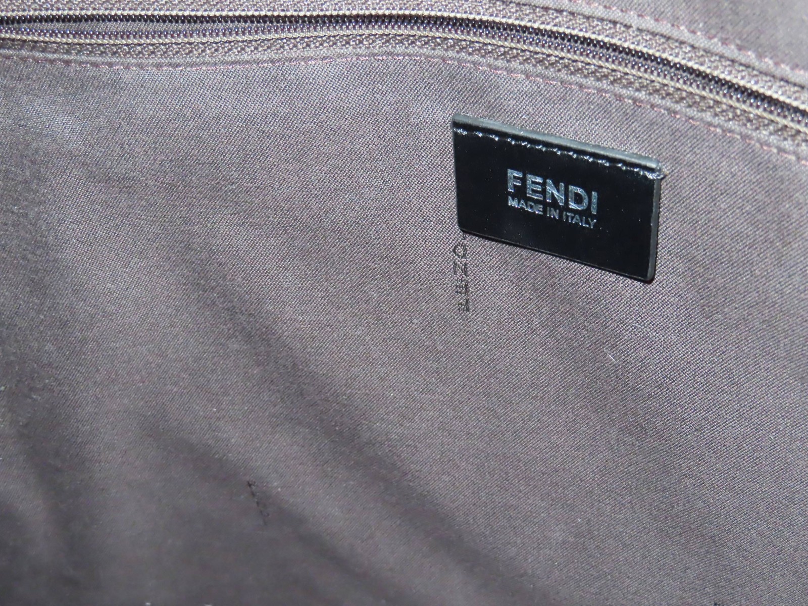 FENDI Sophisticated PEQUIN NAVY LEATHER LOGO TOTE Men/Women Unisex NWT $1560