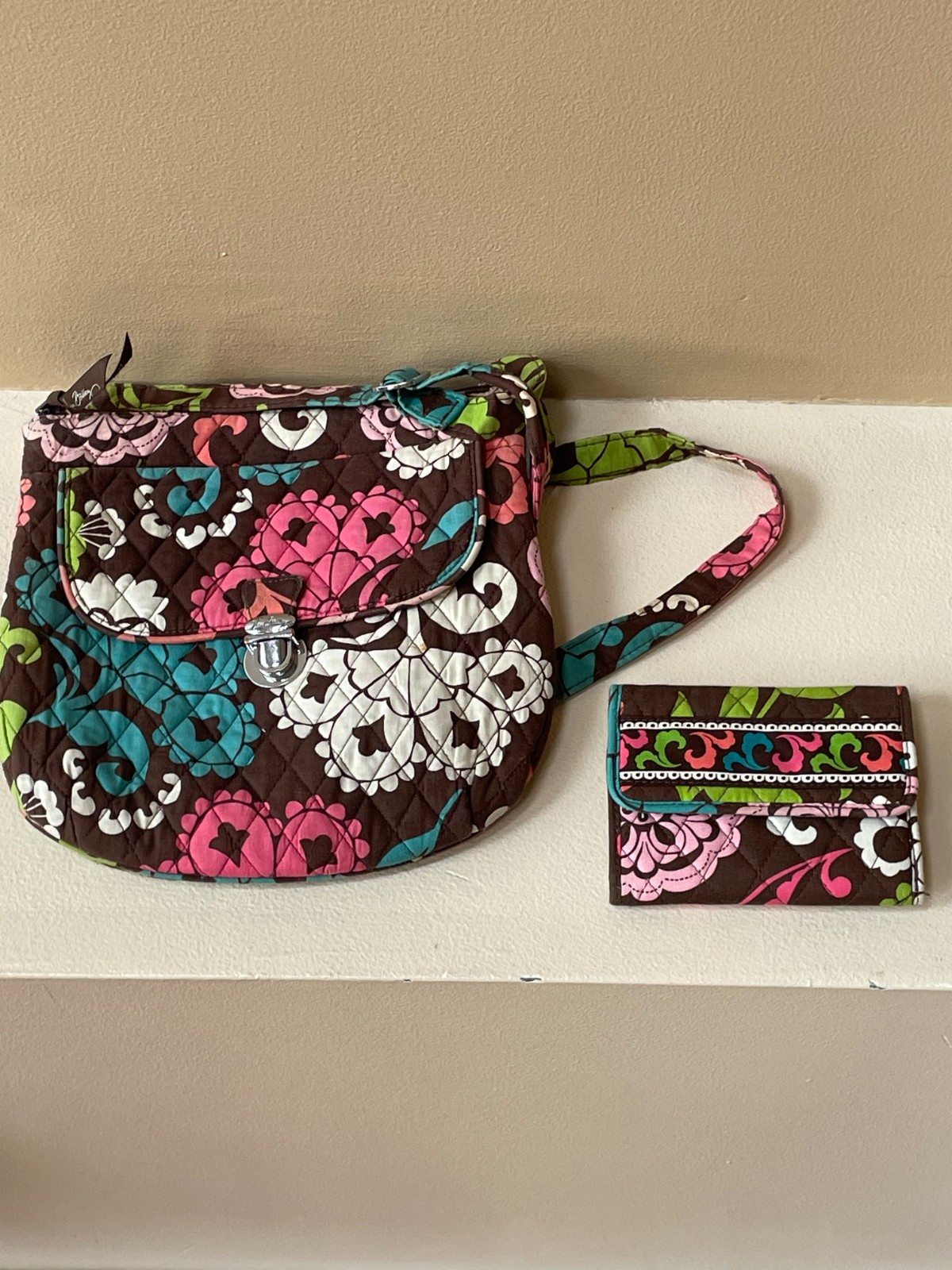 VERA BRADLEY BROWN LOLA SADDLE UP SHOULDER CROSSBODY BUCKLE BAG WITH WALLET SET