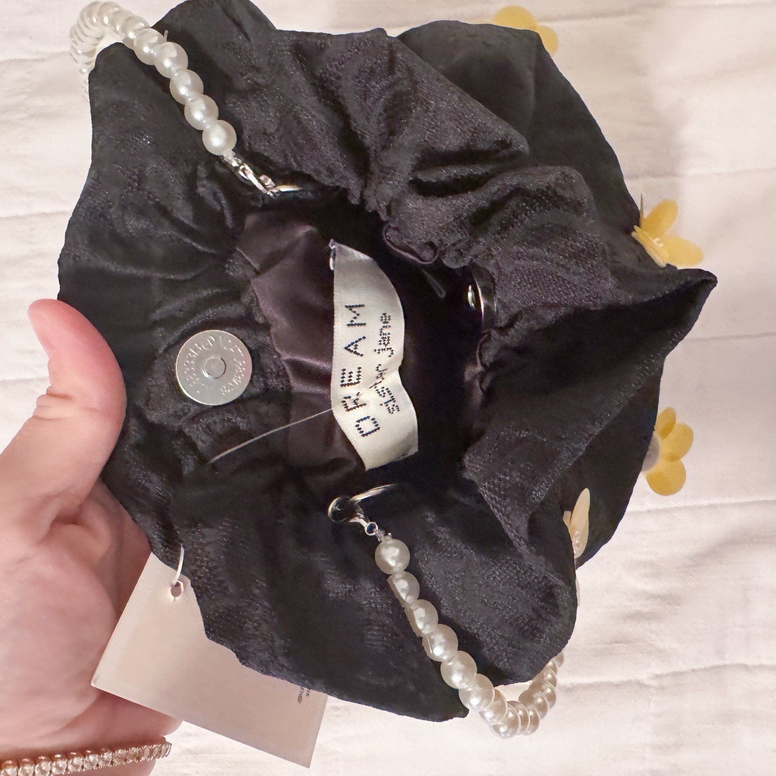 Dream Sister Jane Fanciful Flowers Black Jacquard Flower Pearl Bucket Bag