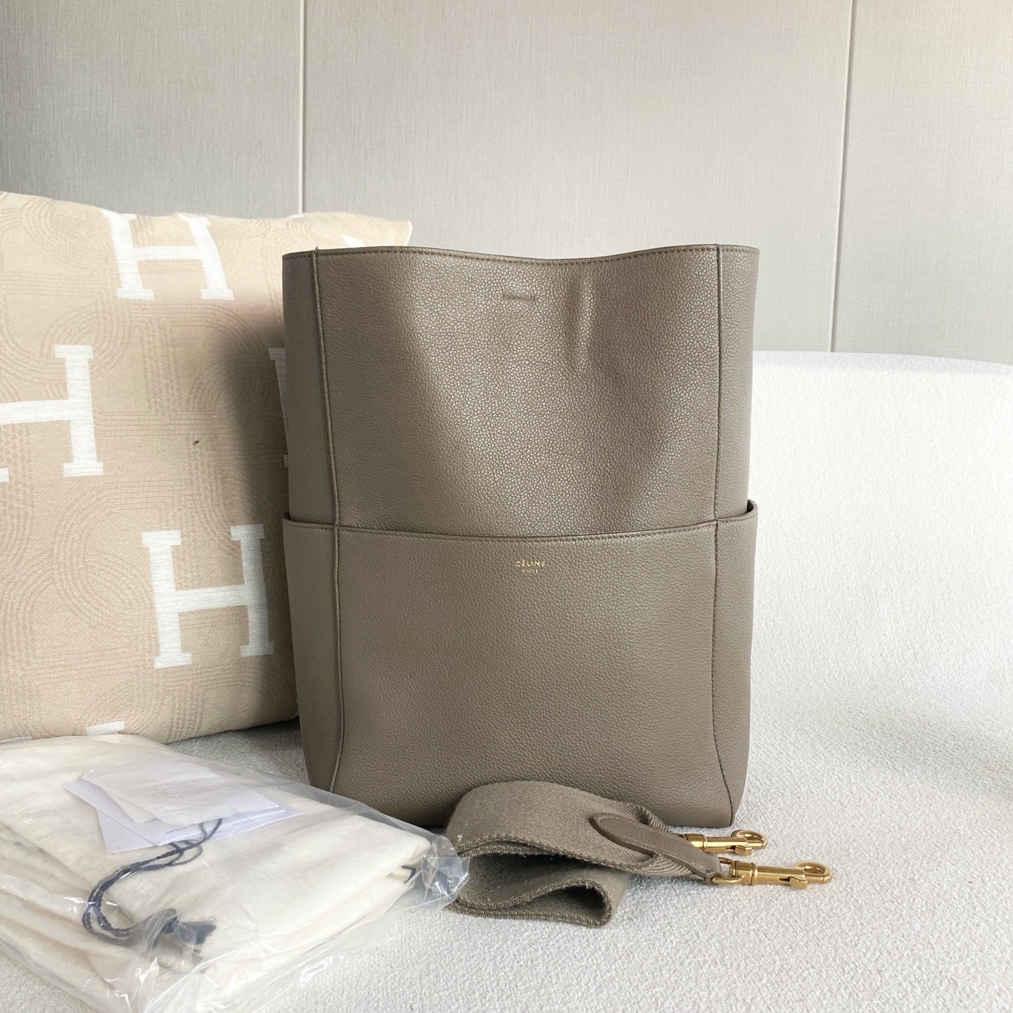 CELINE Sangle Bucket Shoulder Bag Taupe Grey Soft Grained Calfskin Leather Used