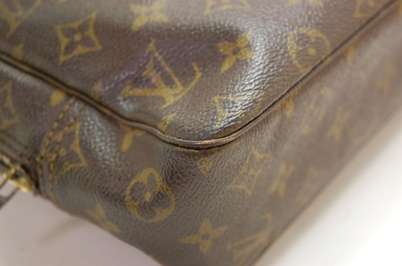 LOUIS VUITTON Monogram Canvas TROUSSE TOILETTE 28 BAG POUCH 832 0612a