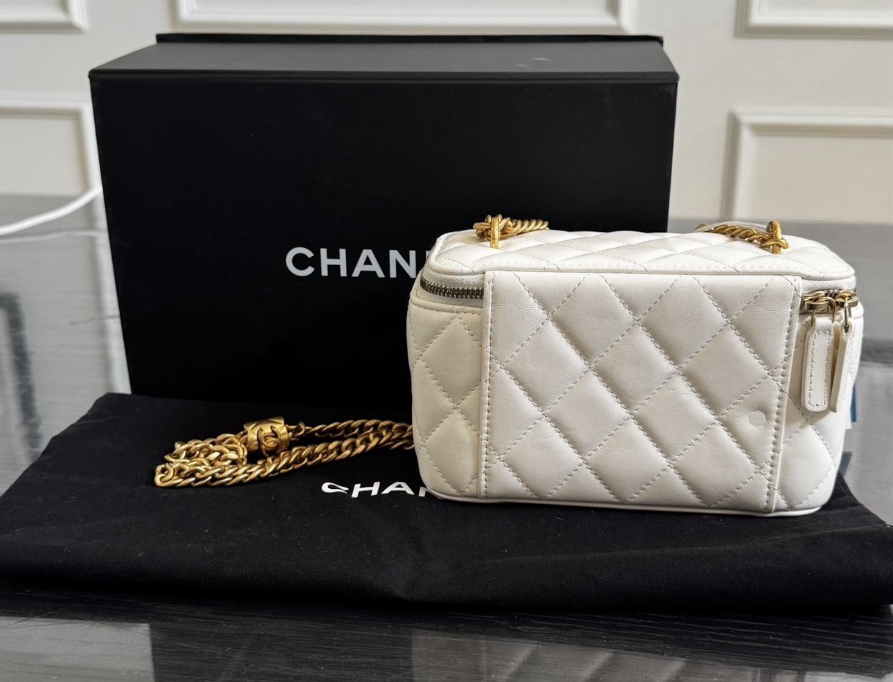 CHANEL Quilted White Crossbody Vanity Bag with Gold Chain