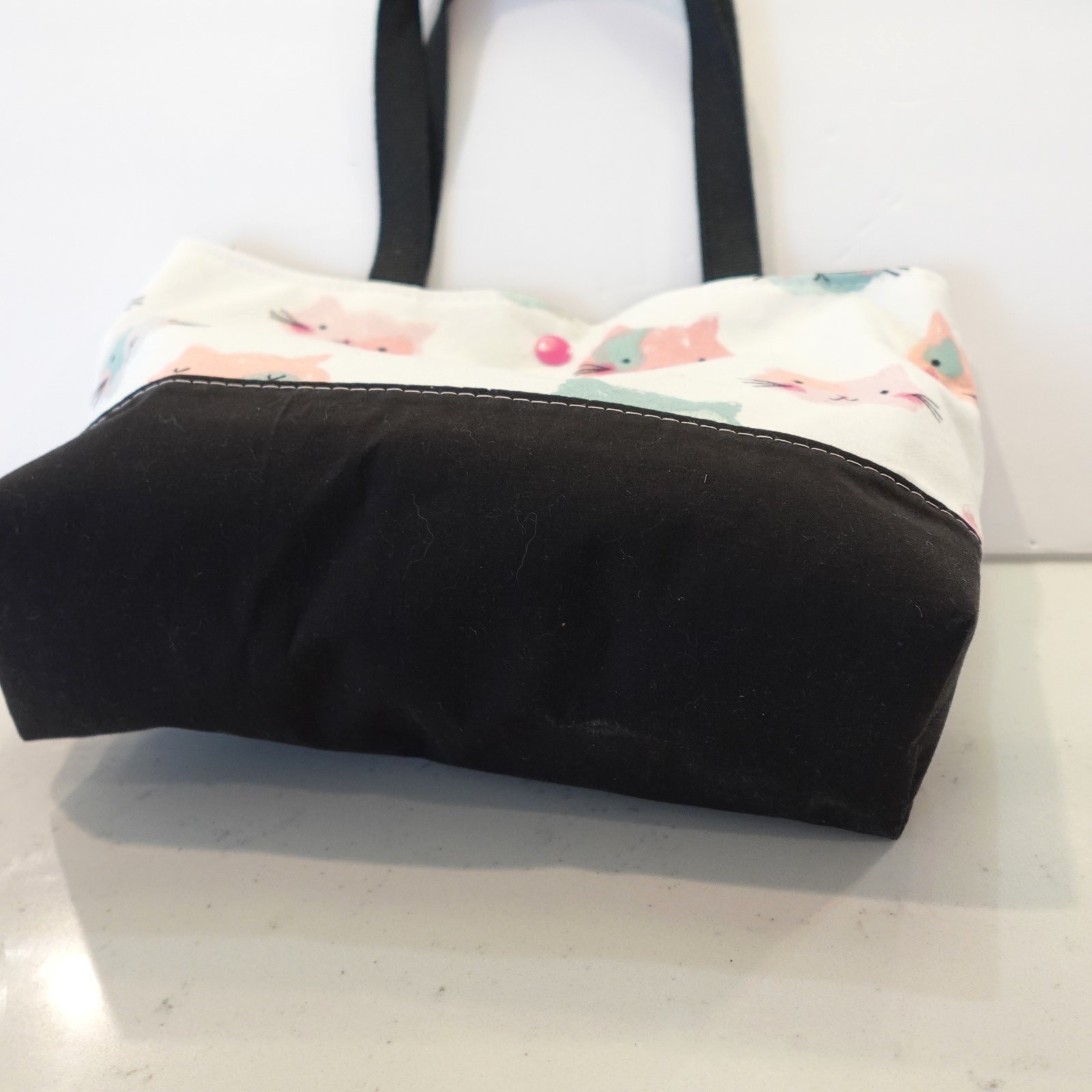 Cat Faced! adorable Snap closure lightweight / lined / purse / tote / organizer