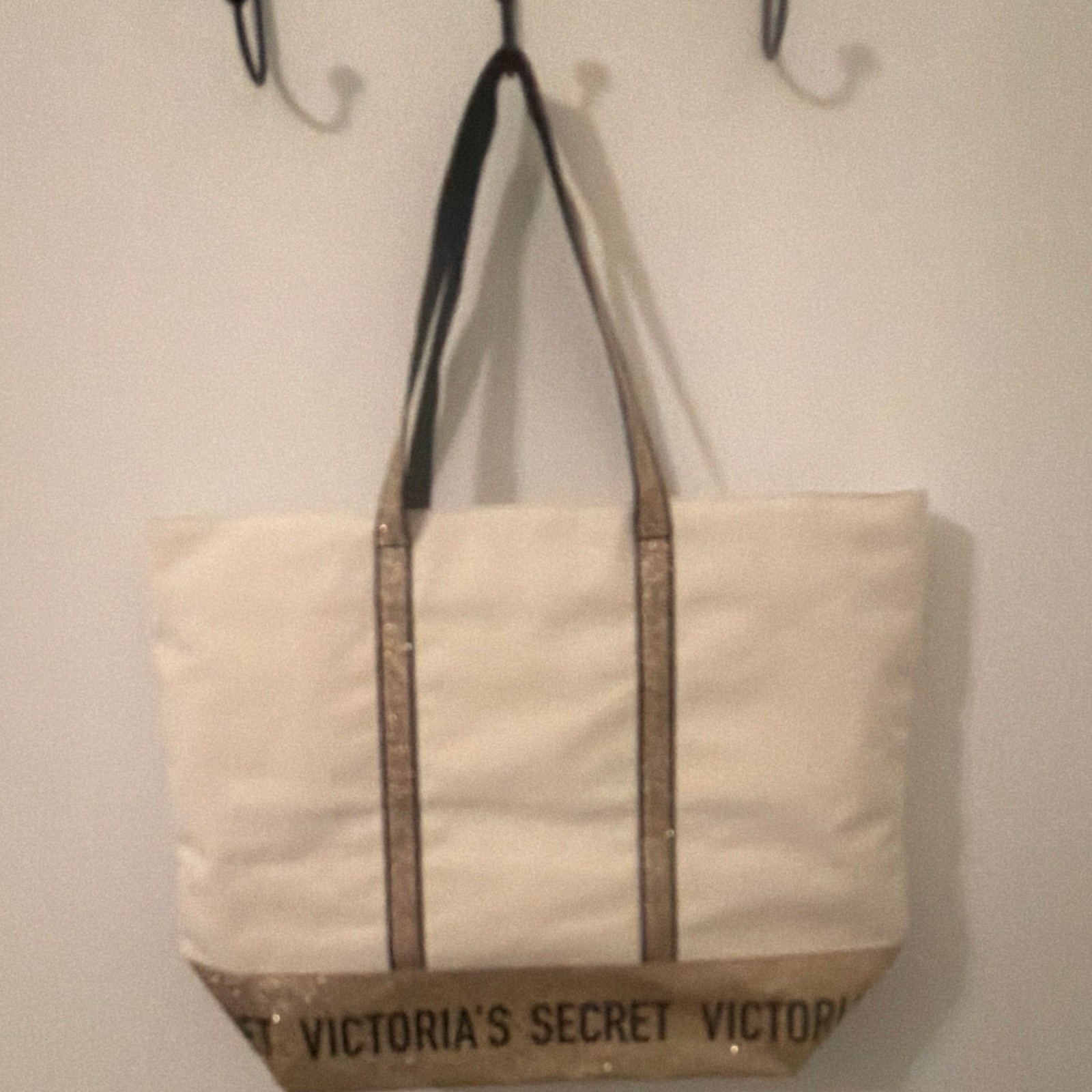 Victoria’s Secret Women’s Beige Logo Tote Black Double Handles Zip Zippered