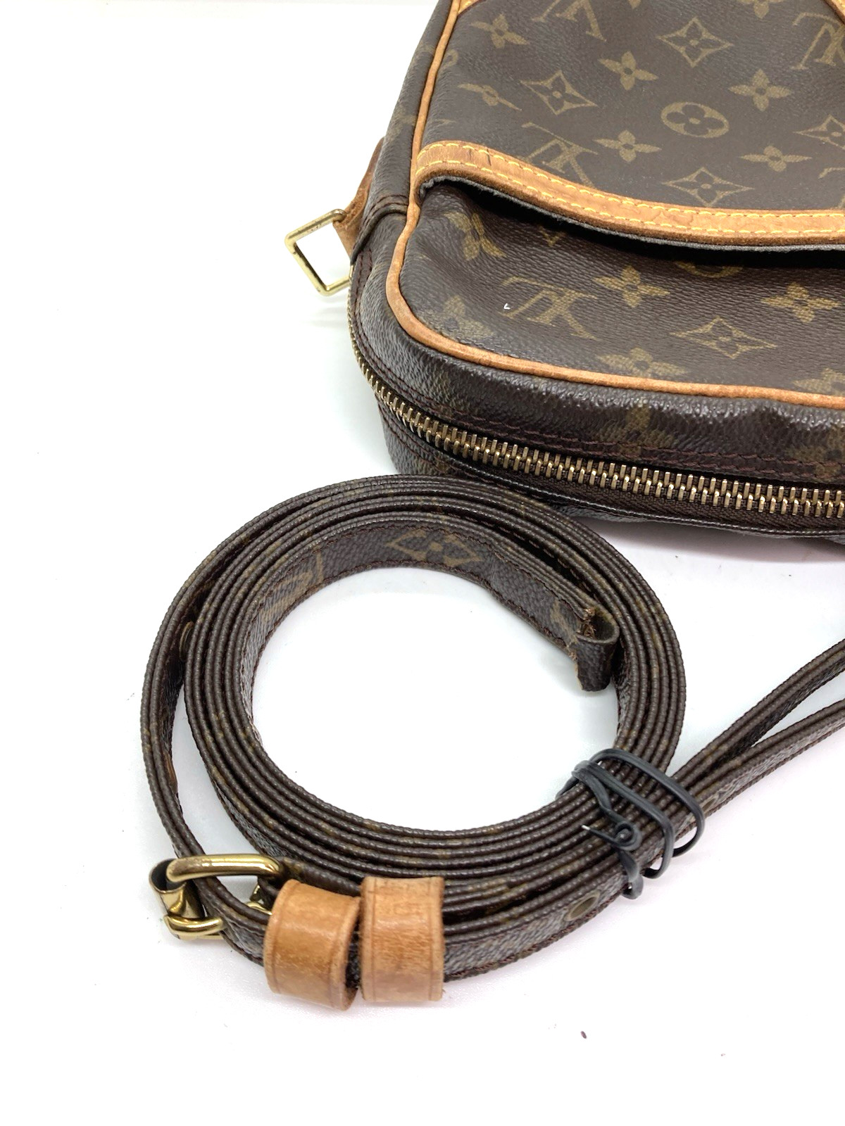 used LOUIS VUITTON Danube PM M45266 Monogram PVC Shoulder Bag 31995