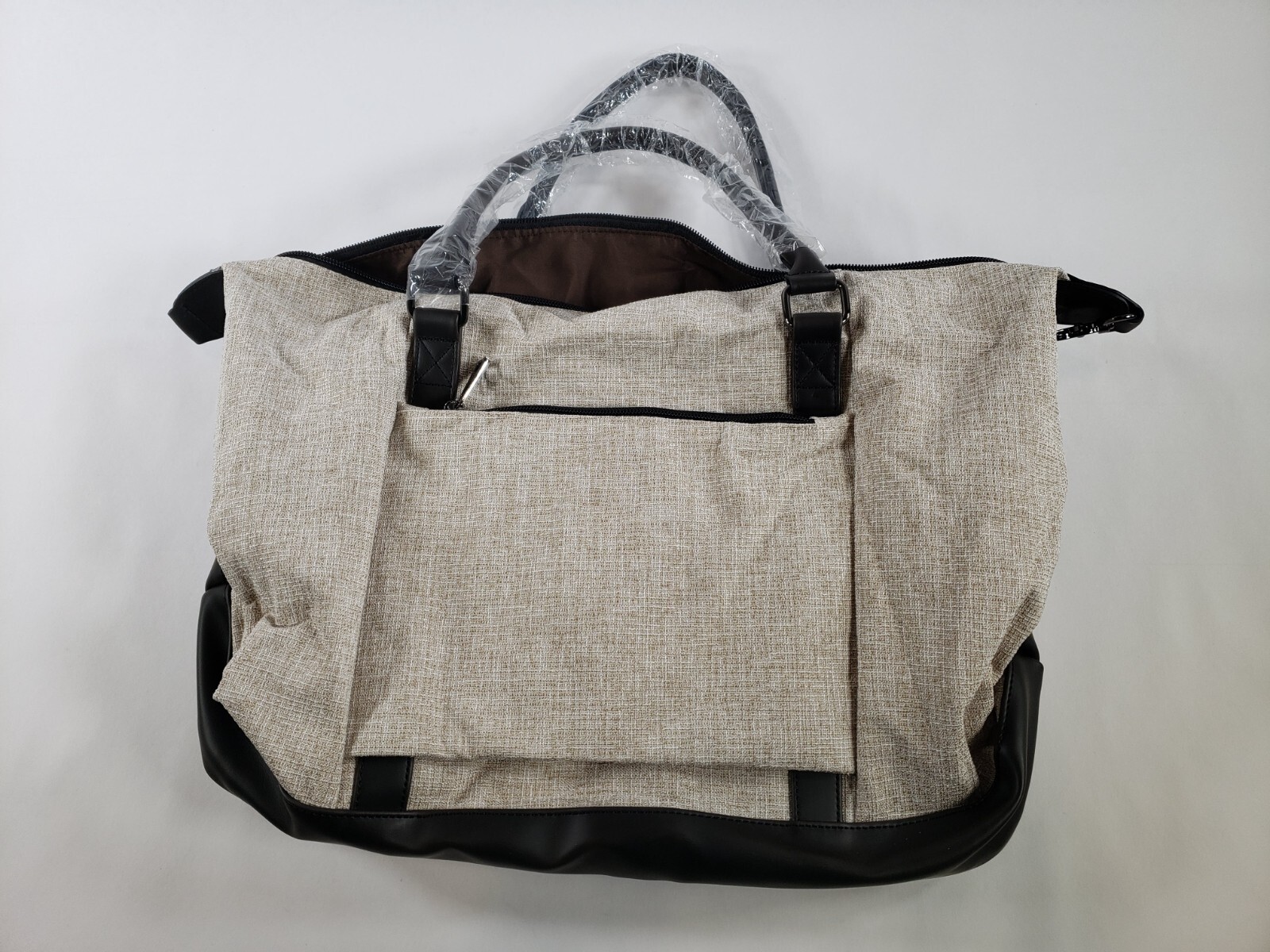 Cream and Black Textured Tote Bag w/ Zipper and Long Cross Body Strap 16″ x 8.5″