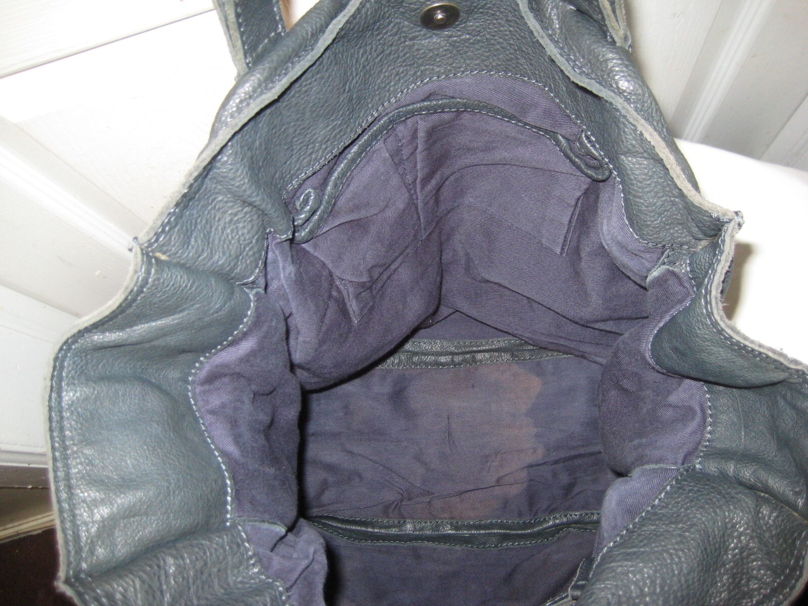 Vanessa Bruno Athe Large Black cowhide Leather Double Pockets Shoulder Bag.