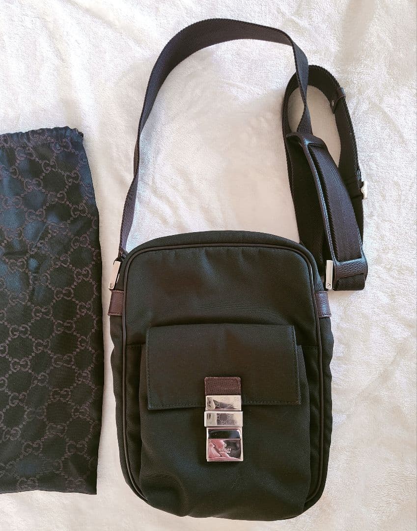 GUCCI Nylon Leather Shoulder Bag Women Auth 9.84 x 7.87 x 2.36inch