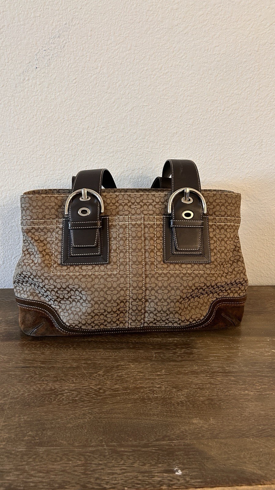 Coach Signature Brown Beige Tote Bag, Zip Closure, Lined, Inner Pockets