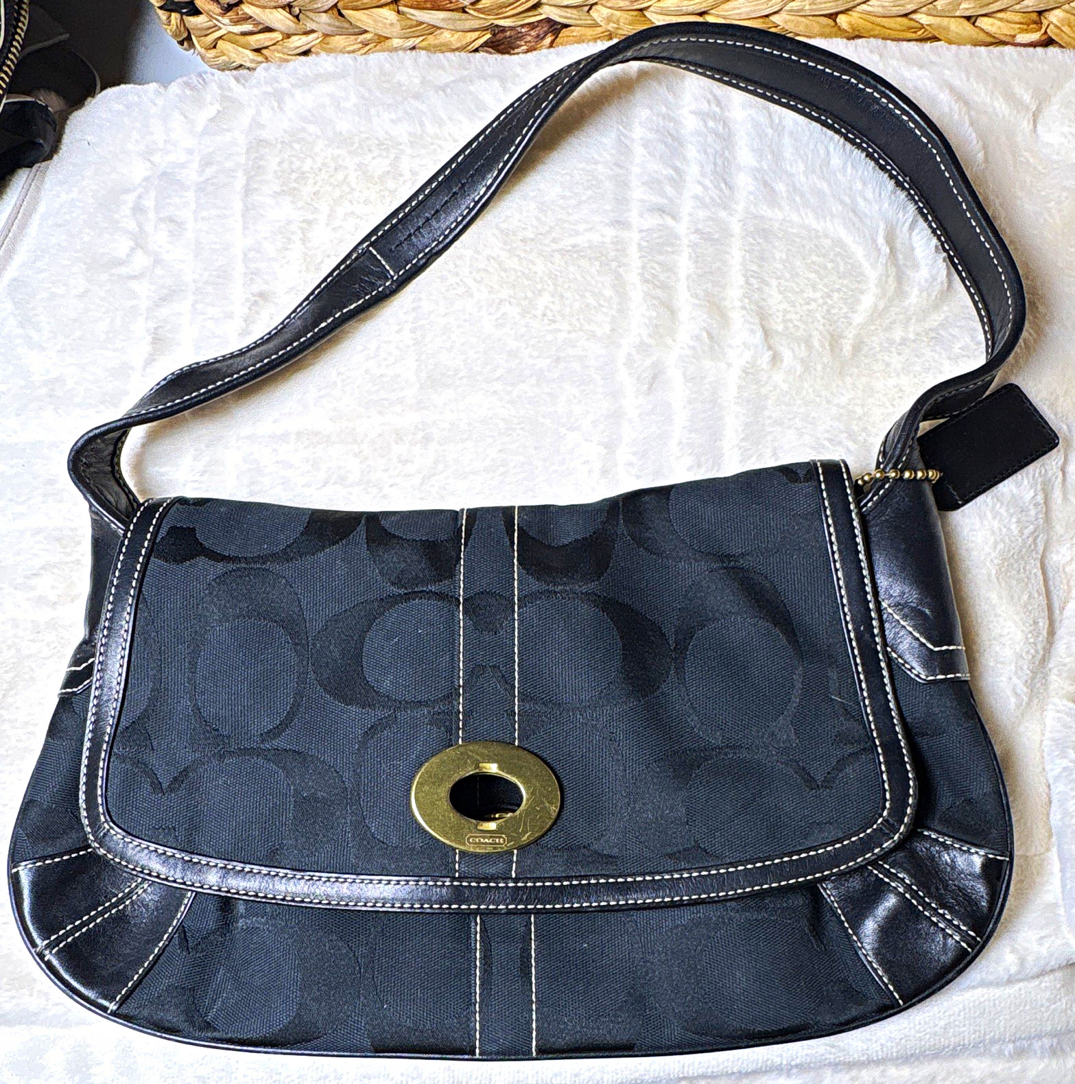Coach Black Logo Crescent Shoulder Bag, Turn Lock, Gold Hardware, Pockets