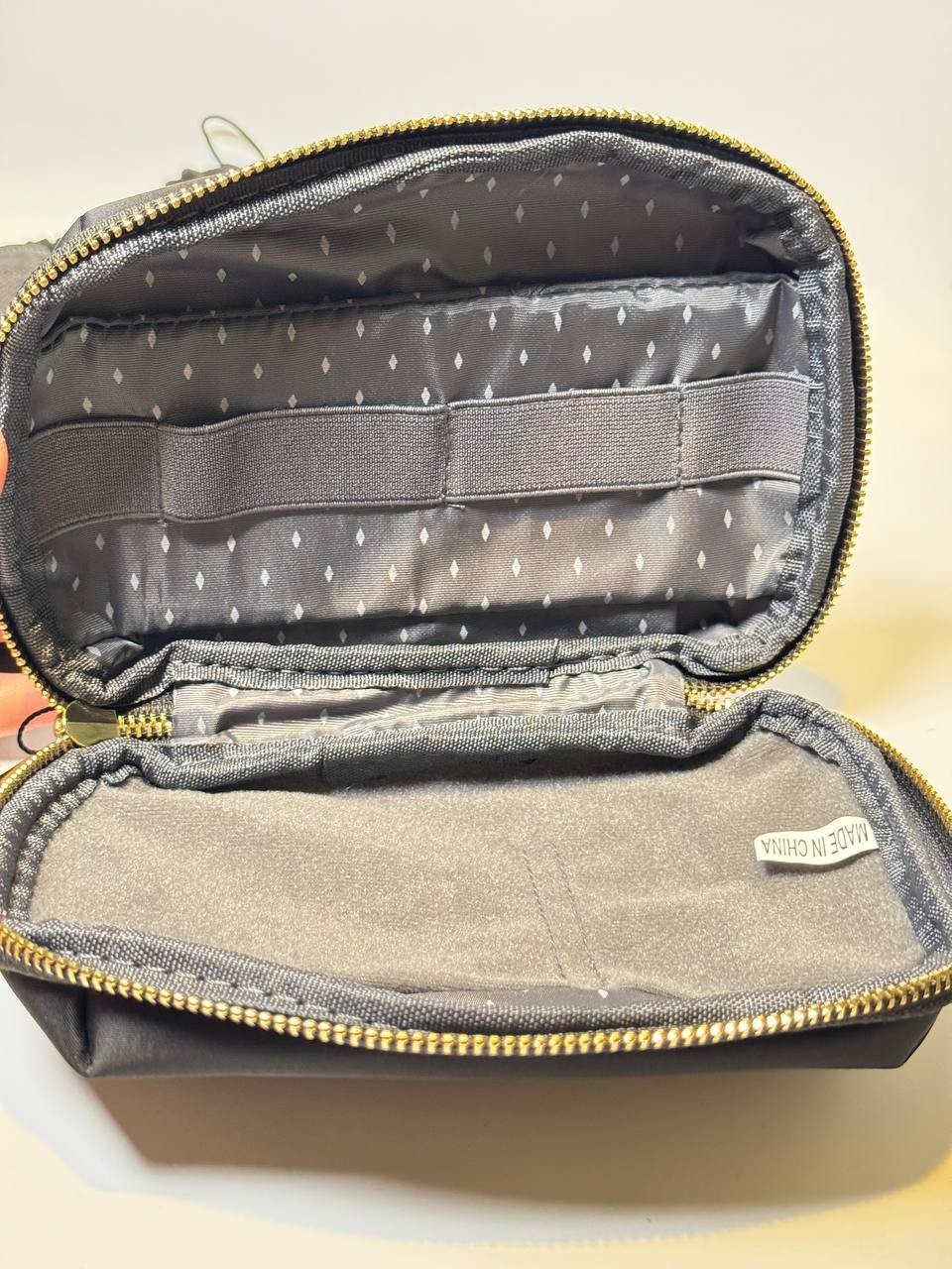 Vanessa Williams Tech Kit Bag – Black – New With Tag + Dust Cover – Cosmetic Bag