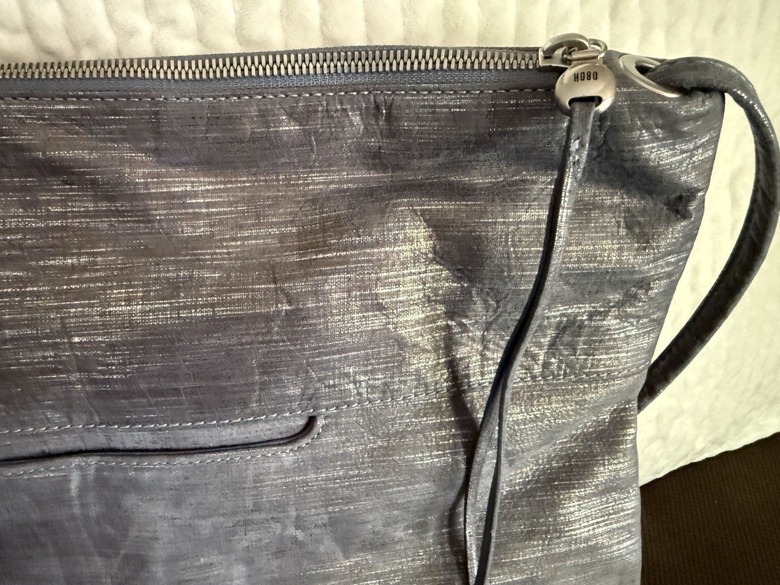 Hobo International LGray Metallic Crossbody Bag Zip Top Adjustable Strap Pockets