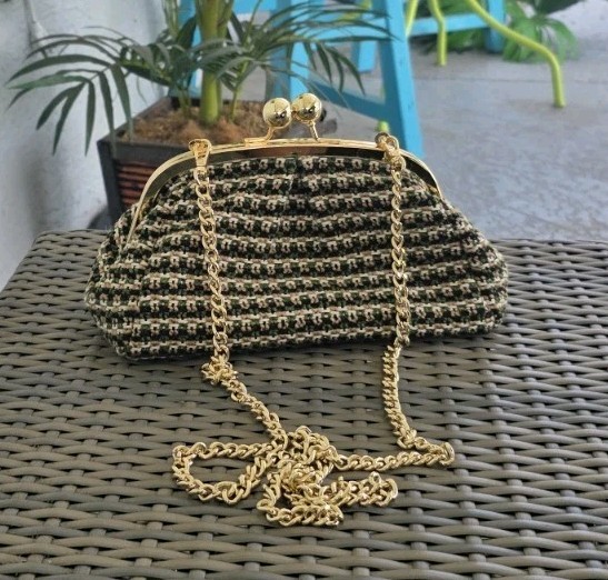 Borse In Tessuto Kiss Lock Vintage Style Crochet Purse NWOT