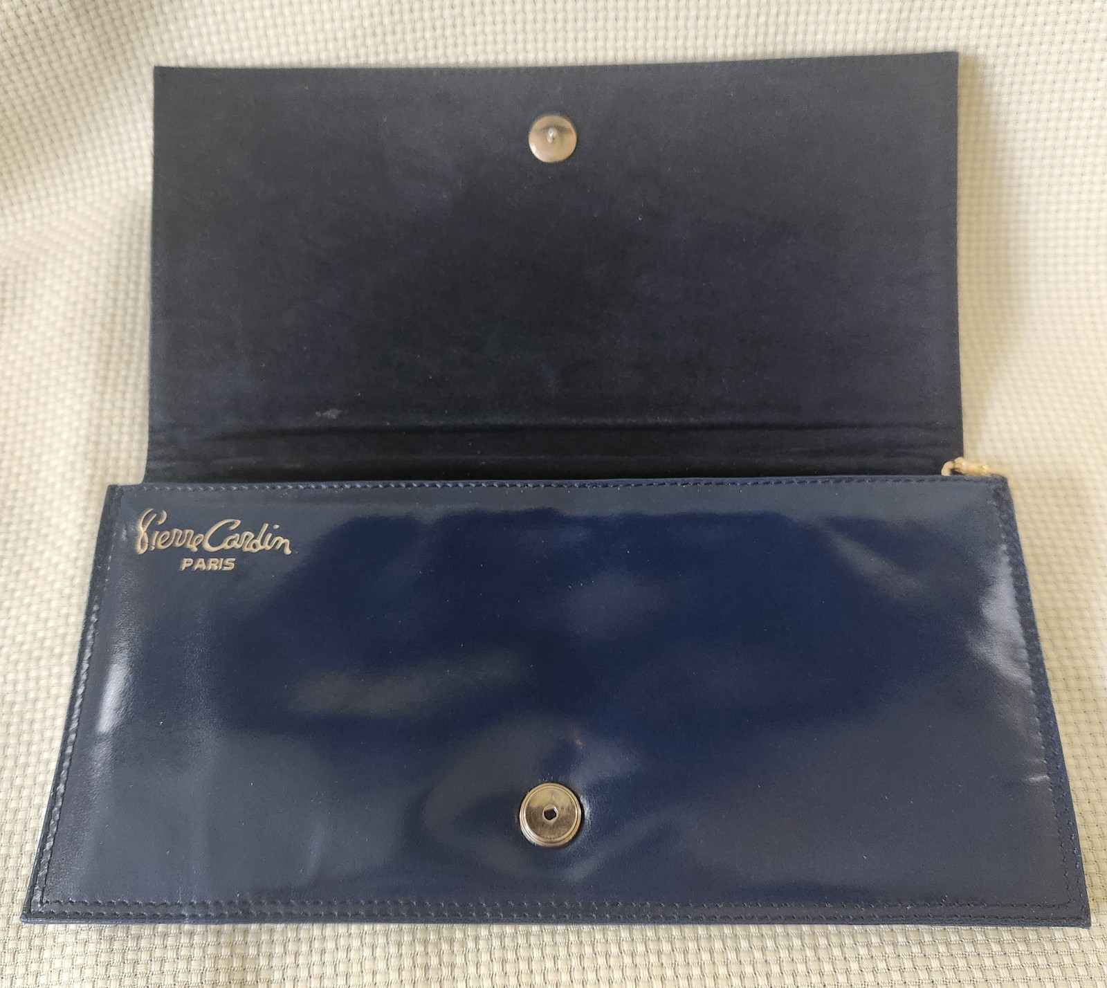 VTG Pierre Cardin Paris Navy Leather Envelope Clutch Gold Logo Made in Italy 70s