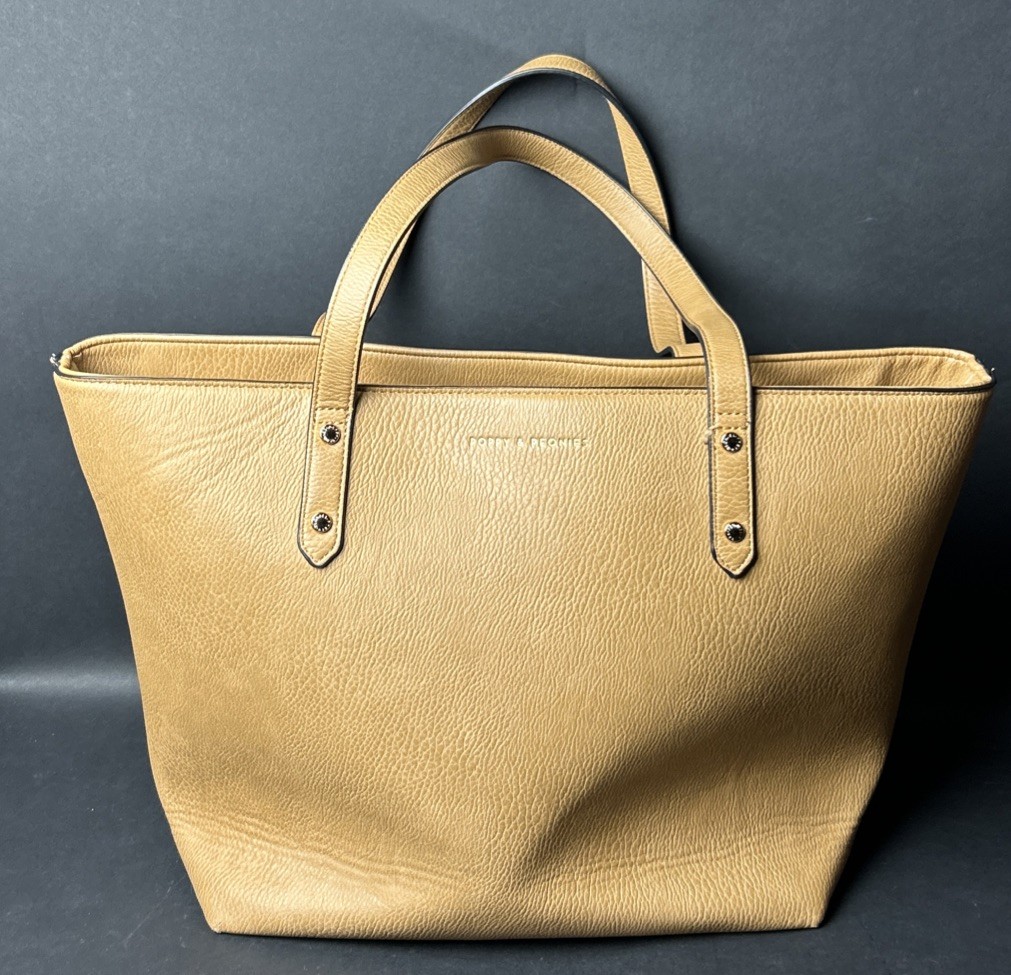 Poppy and Peonies “Go-Getter” Travel Tote Bag Beige W/removable Bag