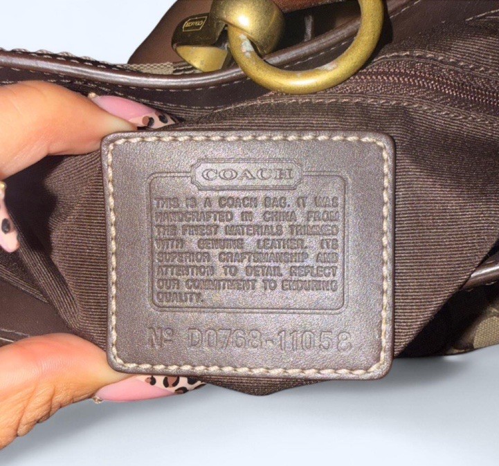 Coach Signature Brown/Beige Shoulder Bag, Gold Hardware, Zip, Detachable Strap