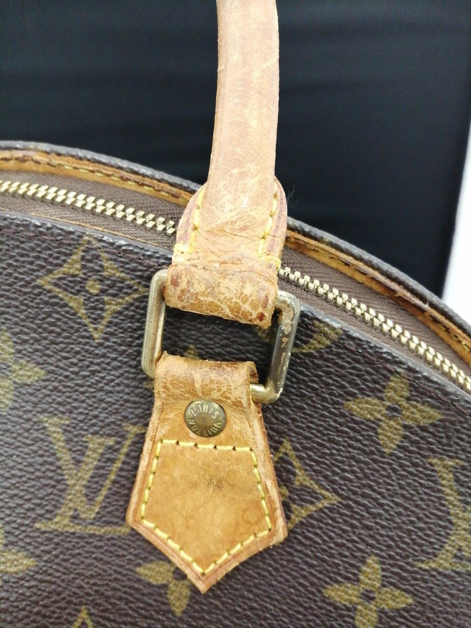 Louis Vuitton Ellipse MM M51126 Used