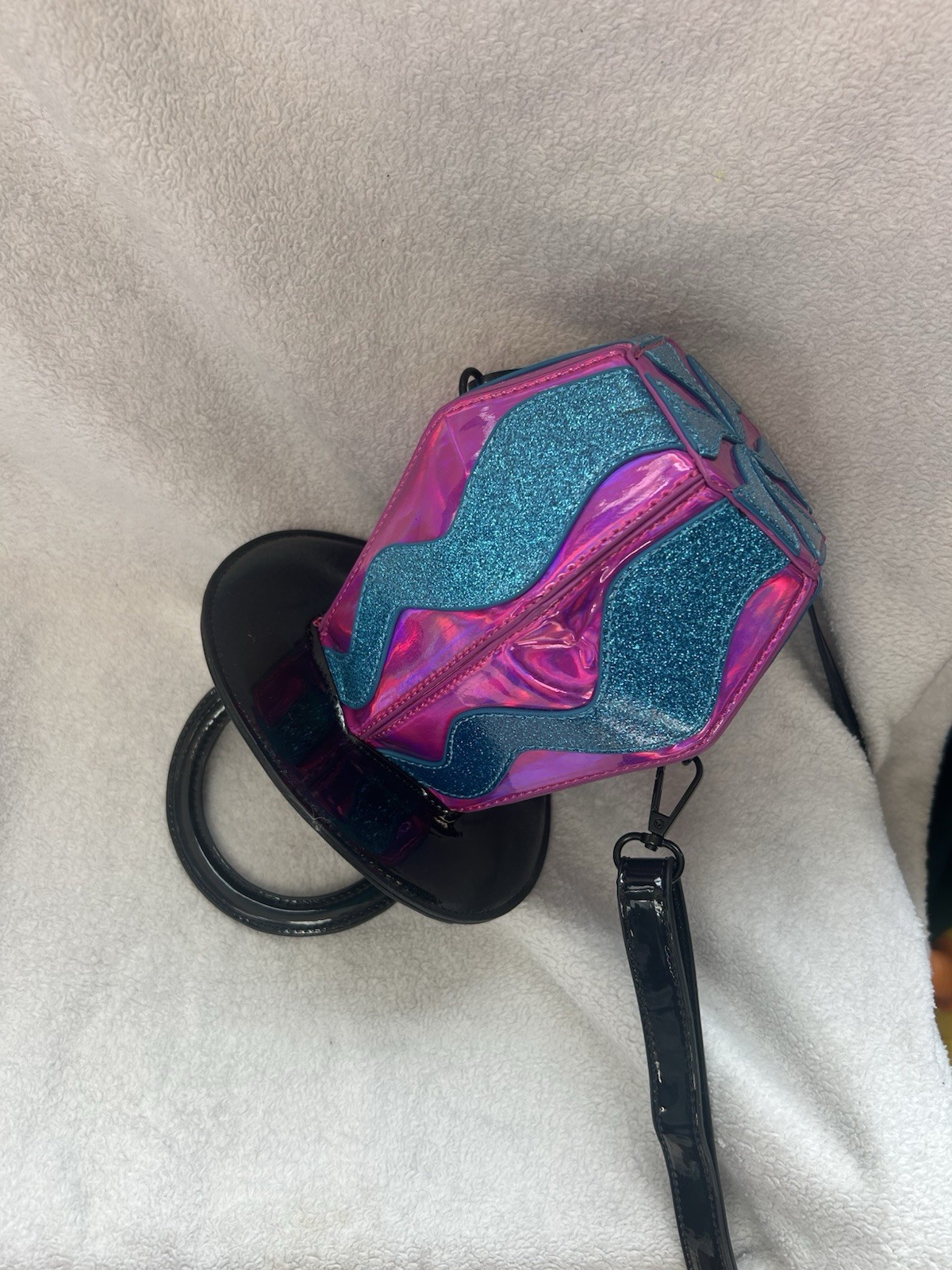 Dolls Kill Ring Pop purse, Pink Blue holographic/glittery cross body bag.