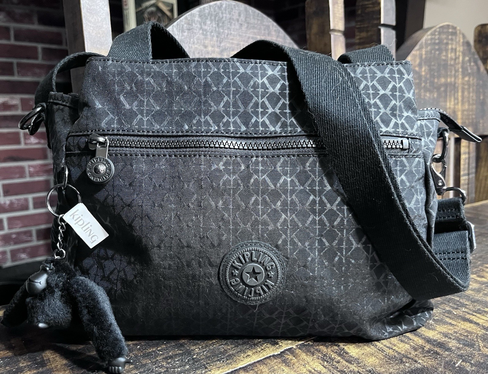 Kipling Elysia Printed Black Shoulder Bag With Keychain Excellent