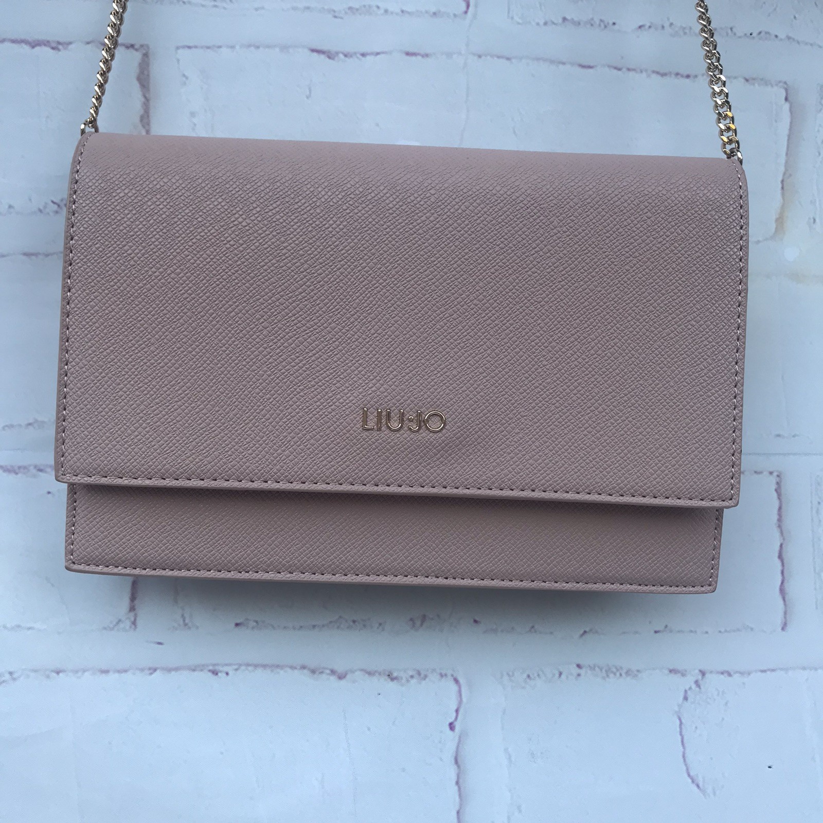 NWOT: LIU JO – Gold Tone Chain BAG Purse Crossbody