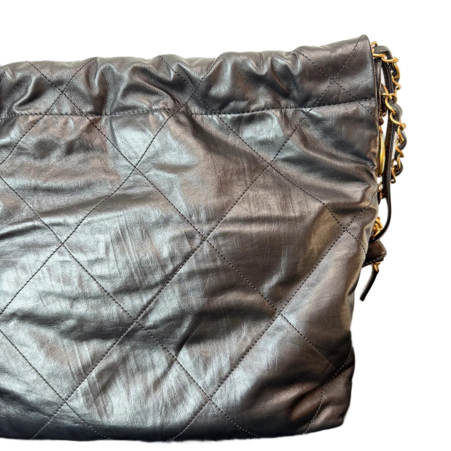 Chanel Quilted Small 22 Black Calfskin (pp072026a1r)