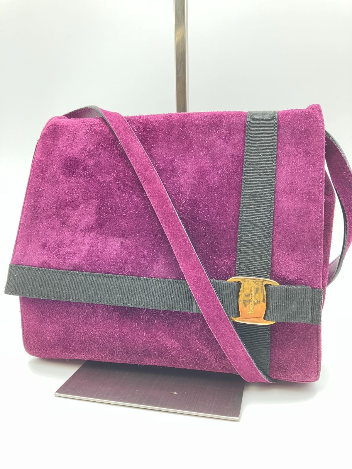 SALVATORE FERRAGAMO Shoulder bag Suede Vara ribbon Pink Vintage Auth From Japan