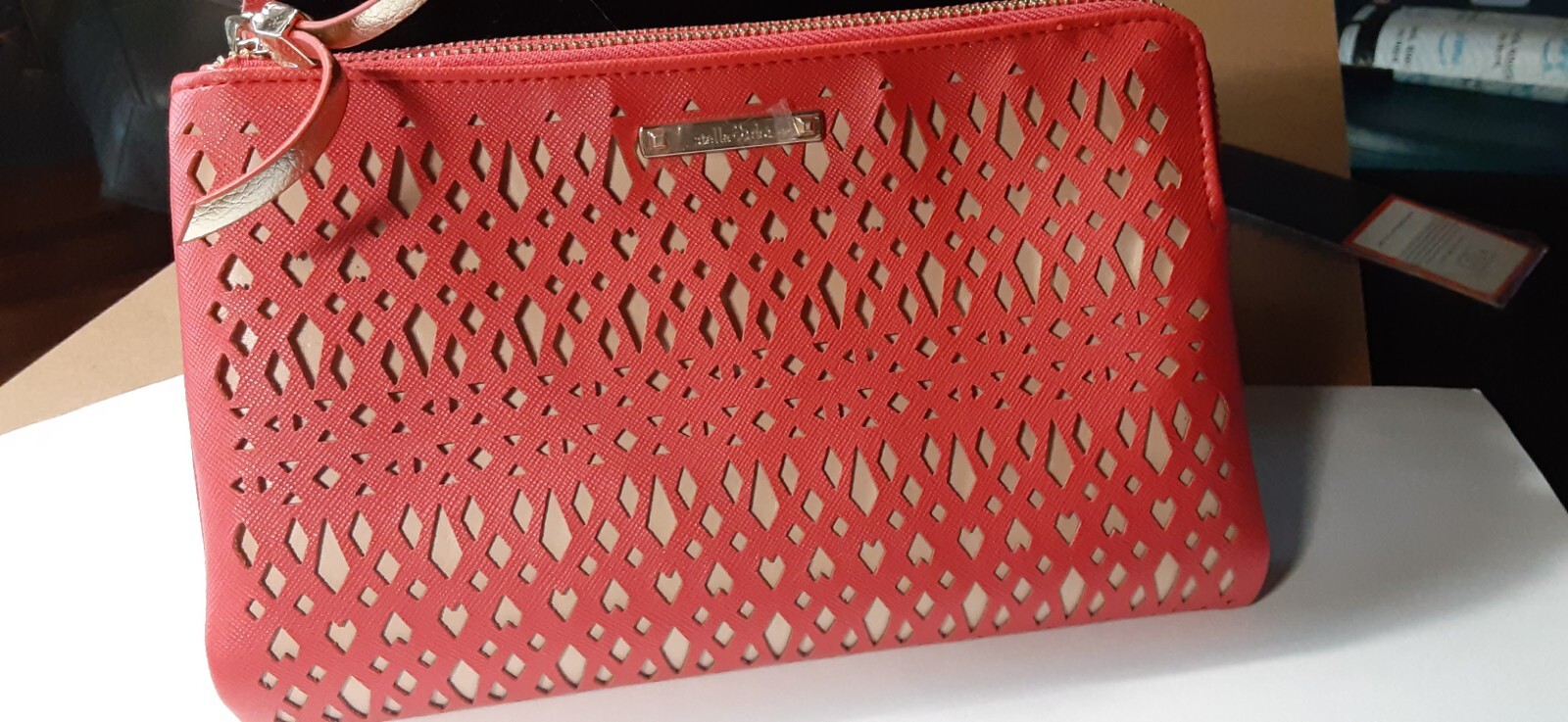 SALE! Stella and Dot WAVERLY CORAL/GOLD CLUTCH, never used/NEW!