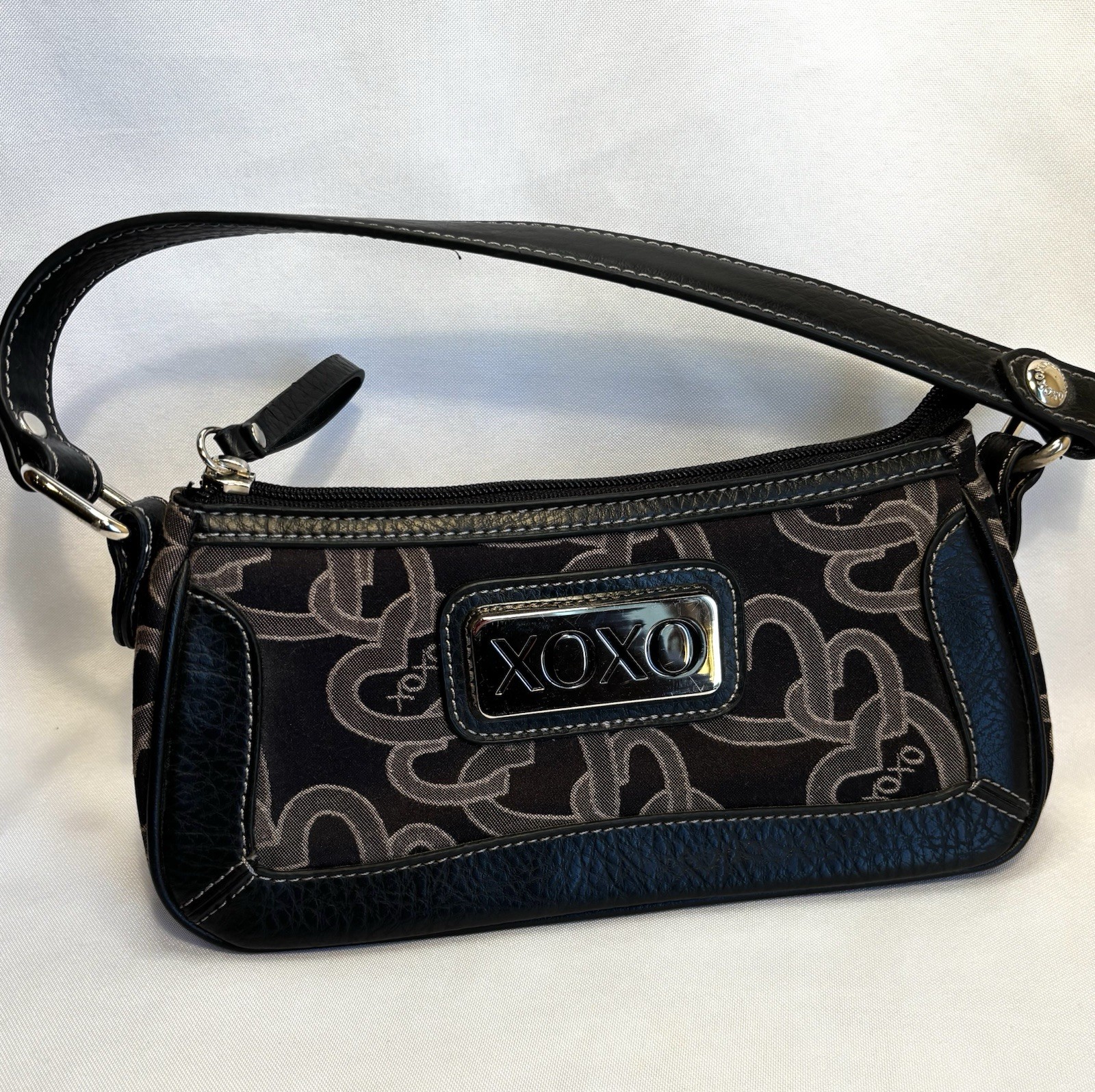 XOXO Purse Should Bag Black & Brown 9 X 4 1/2 X 2 Inches