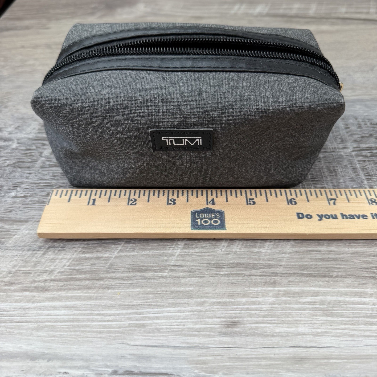 TUMI FOR DELTA Airlines Empty Gray Toiletry Zipper Pouch – Travel Organizer