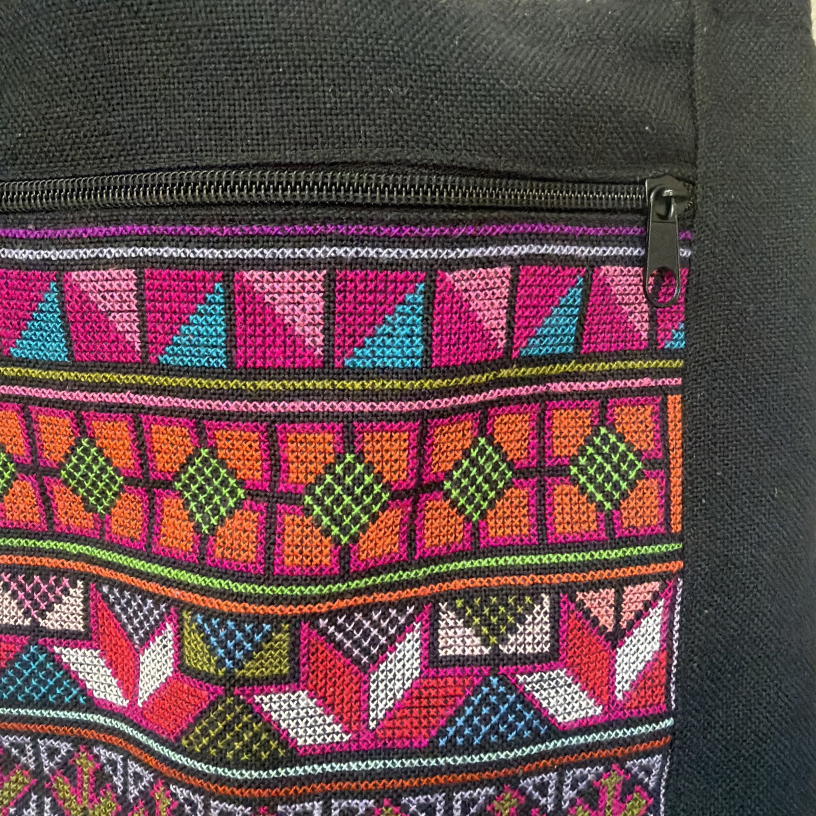 Guatemalan Shoulder HandBag Embroidered, Beads coins Zipper Pocket