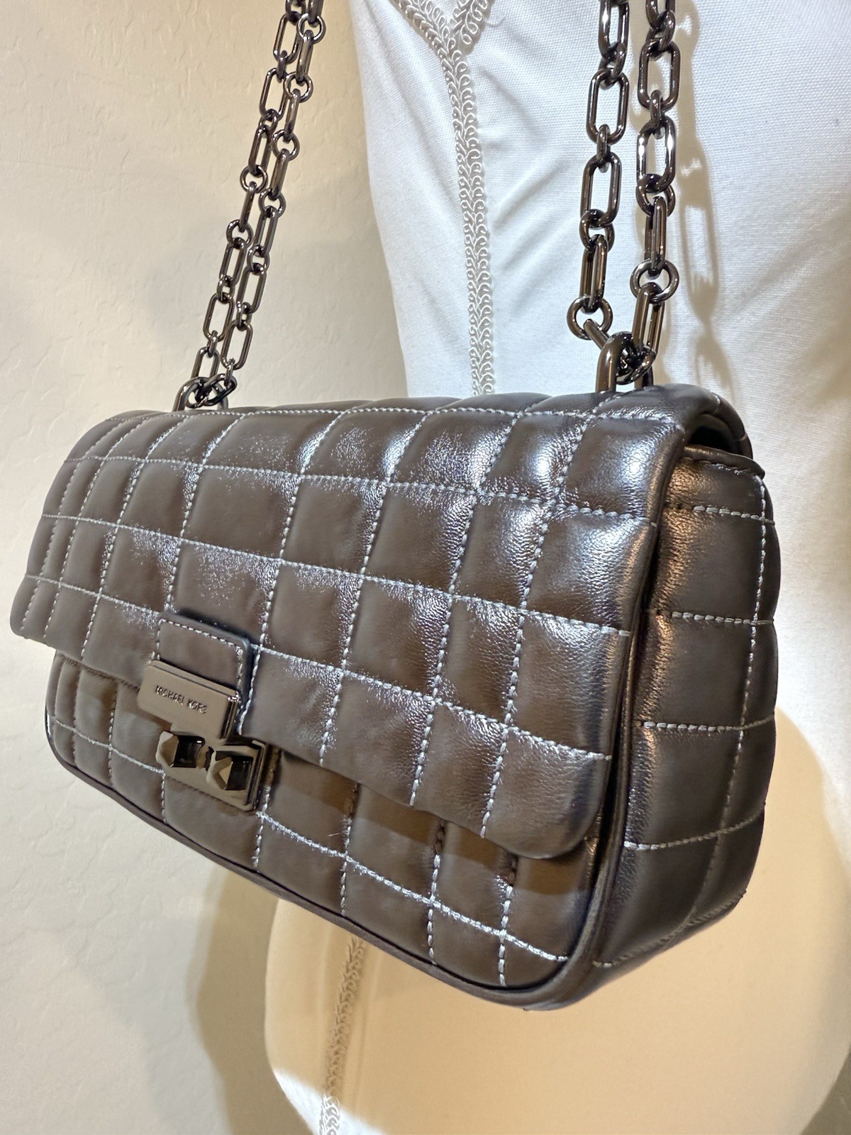 Michael Kors Tribeca Medium Convertible Chain Shoulder Gunmetal NWT