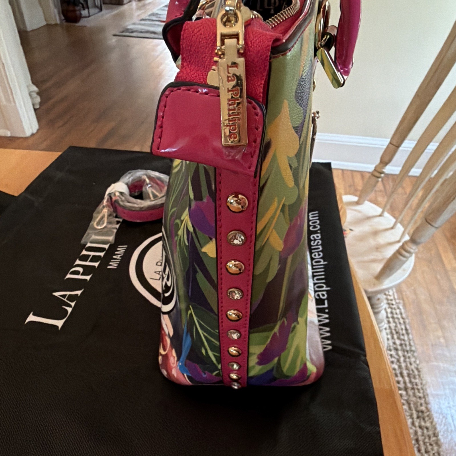 La Philipe Miami Floral Art Satchel Multicolor Patent Pink Handles Zip Strap