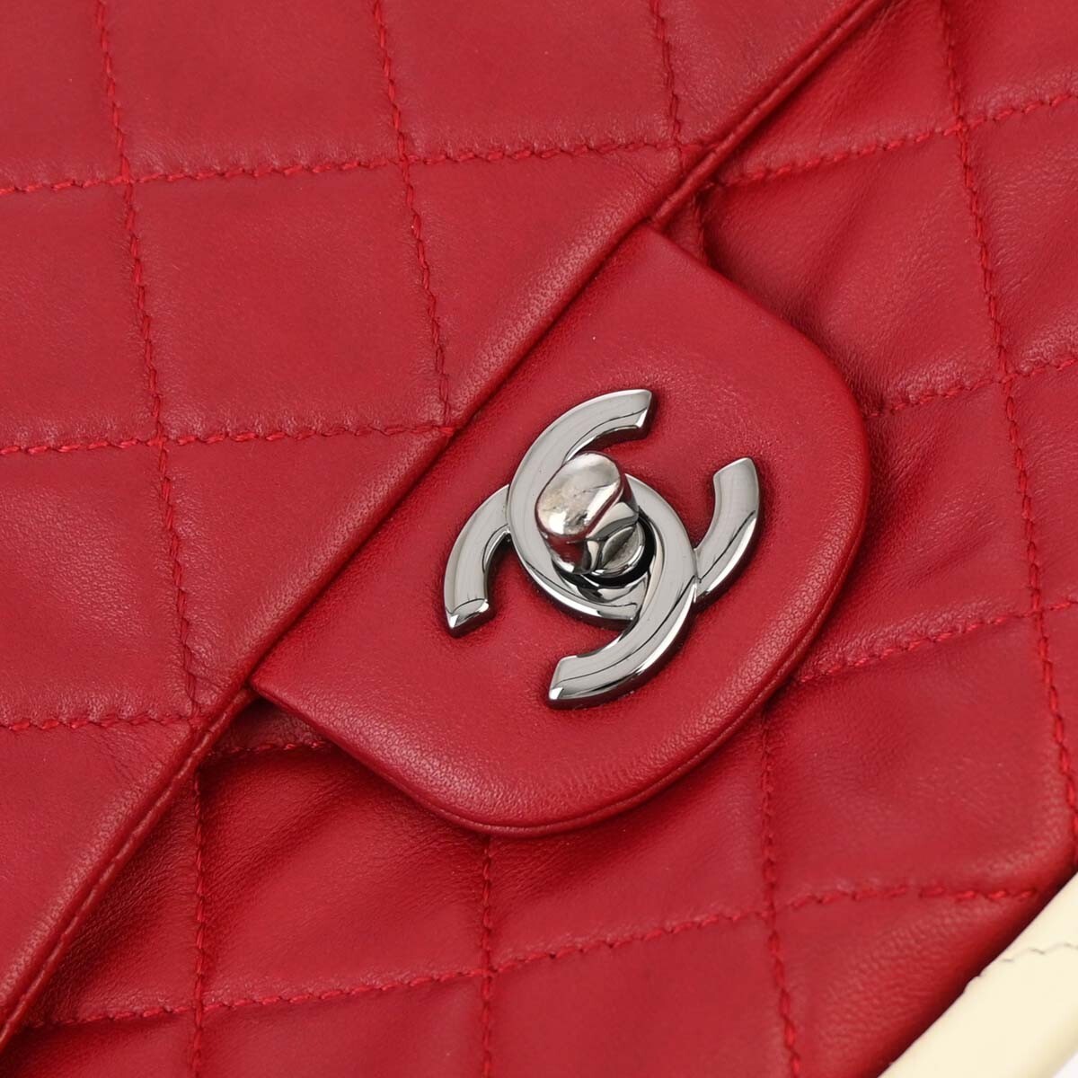 Chanel Red Lambskin Hula Hoop Handbag XX91749