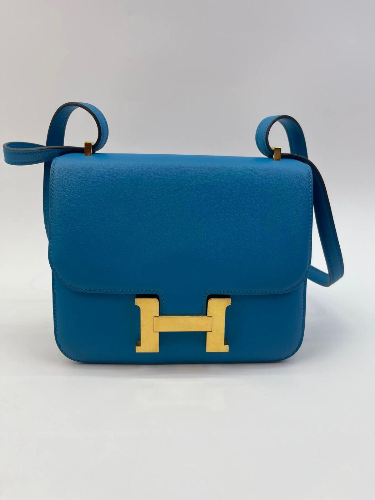 Hermès Constance 18 Mini in Bleu Zanzibar Evercolor with Gold Hardware Z Stamp