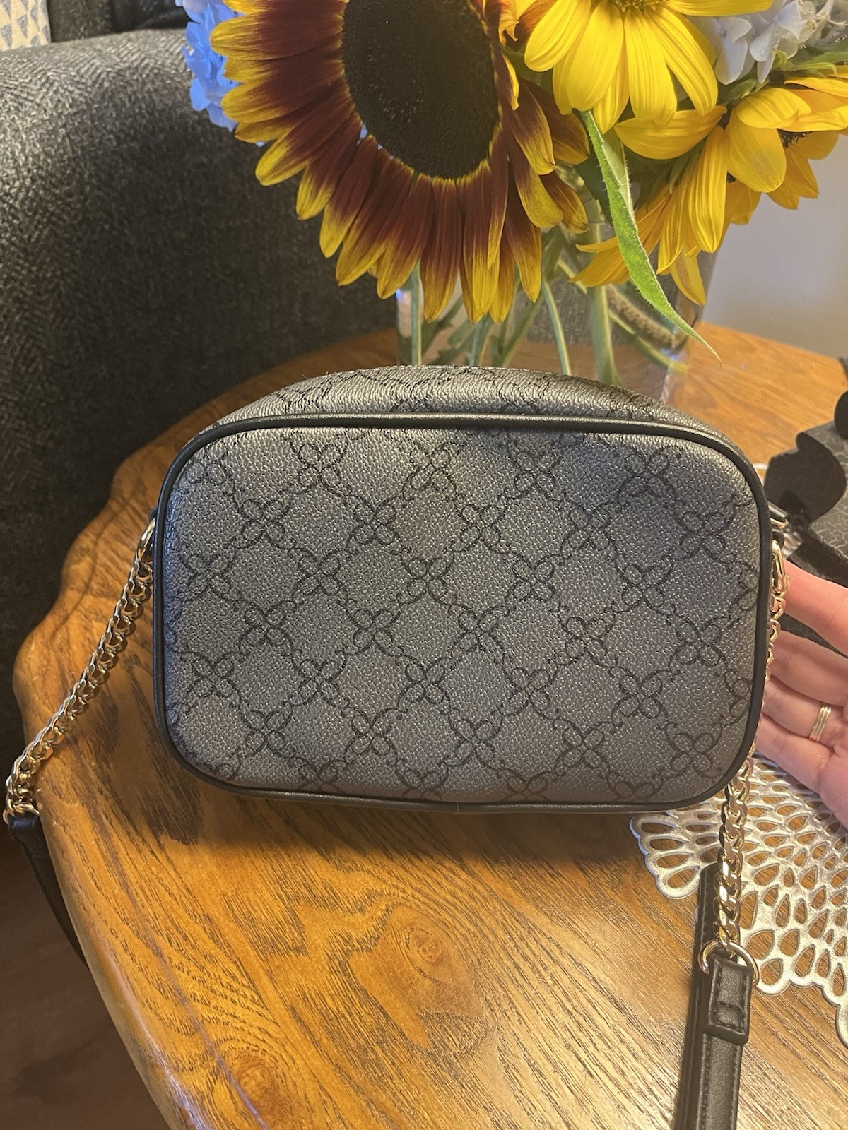 Nine West Crossbody Purse Grey/Black/Gold Chain Strap Faux Leather