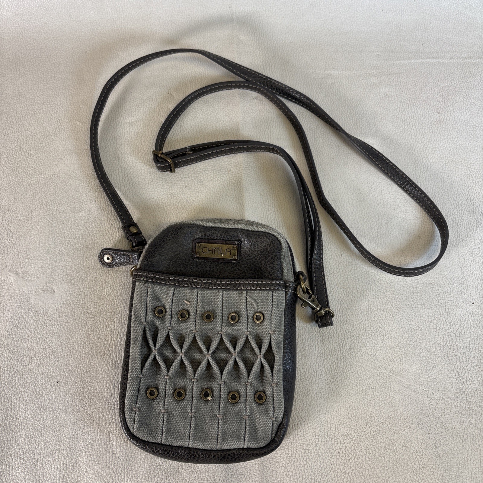 CHALA Gray Black / Brown UNI CELLPHONE CROSSBODY PURSE