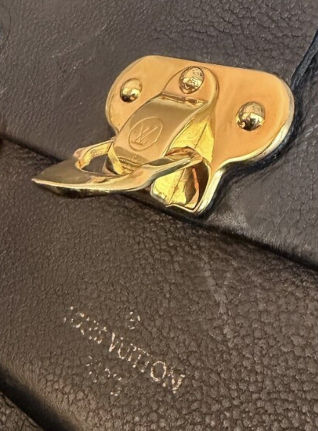 Authentic Louis Vuitton Vavin PM Empreinte Chain Shoulder Bag Black Gold