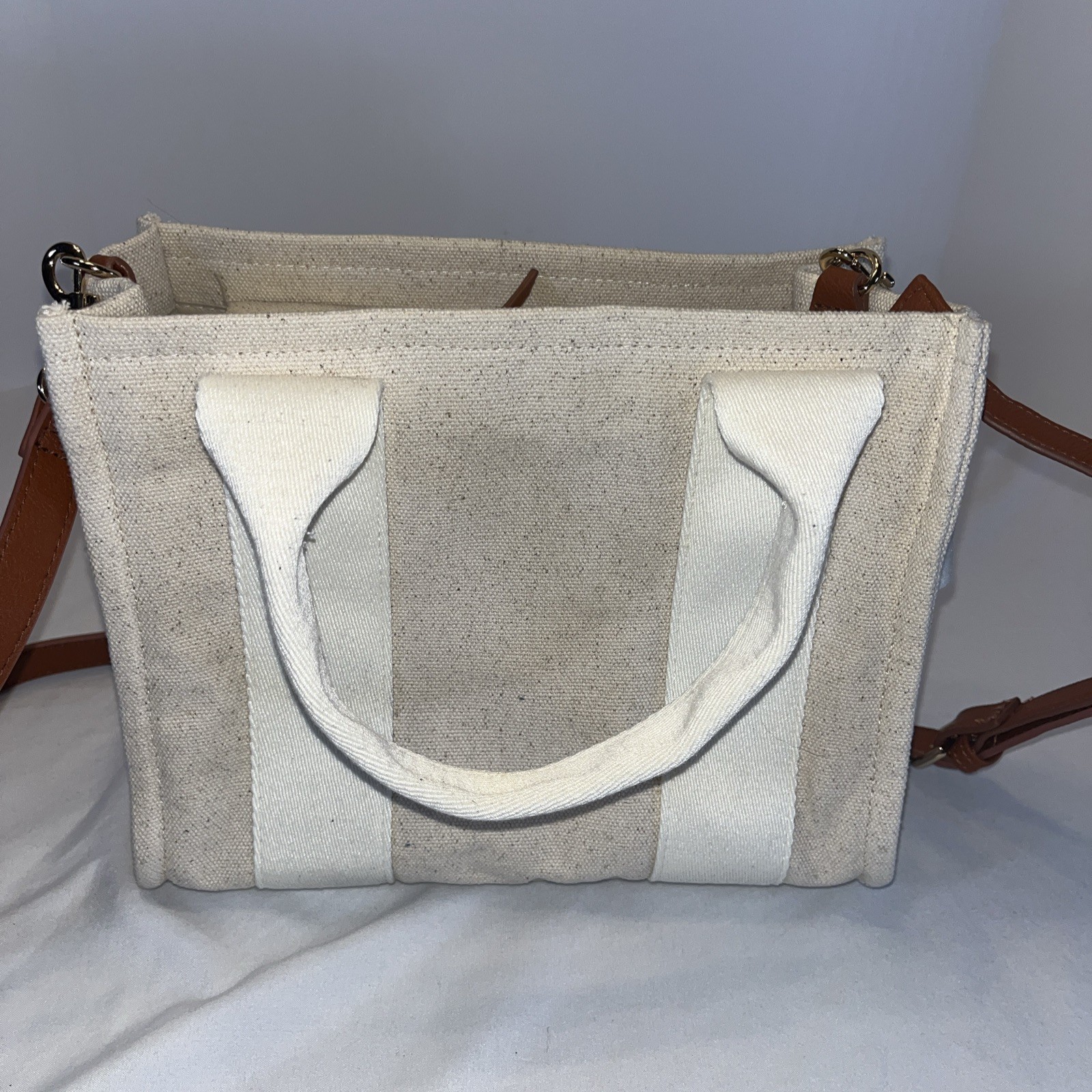 Universal Thread Cream Canvas Crossbody Purse Tote Zipper 9.5x8x5 Inches