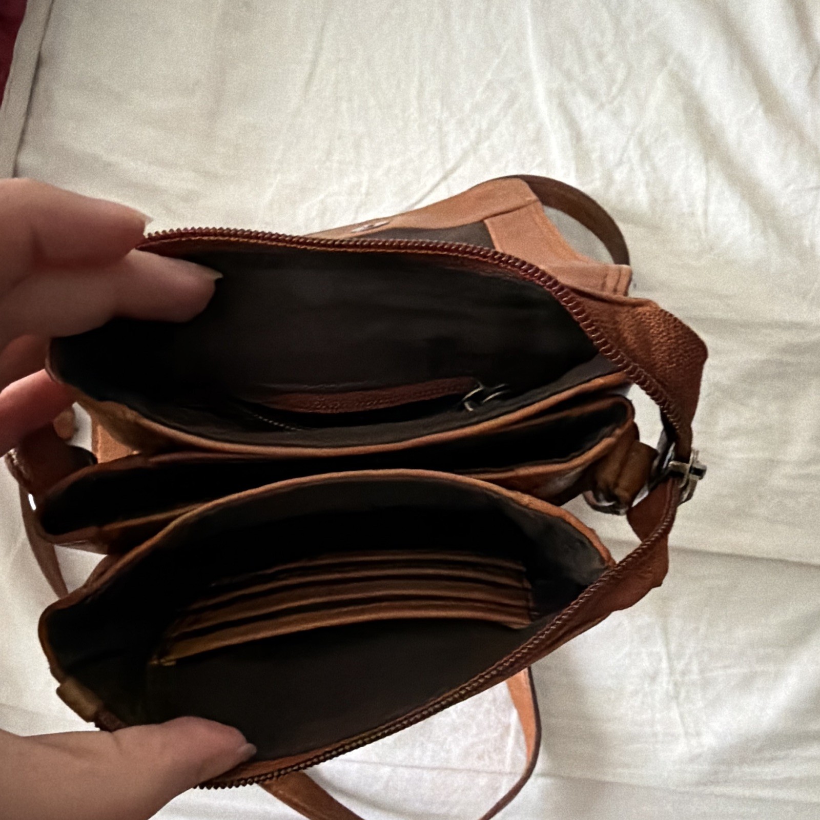 oak&tan Brown Small Crossbody Bag Magnetic Flap Zip Pockets Adjustable Strap