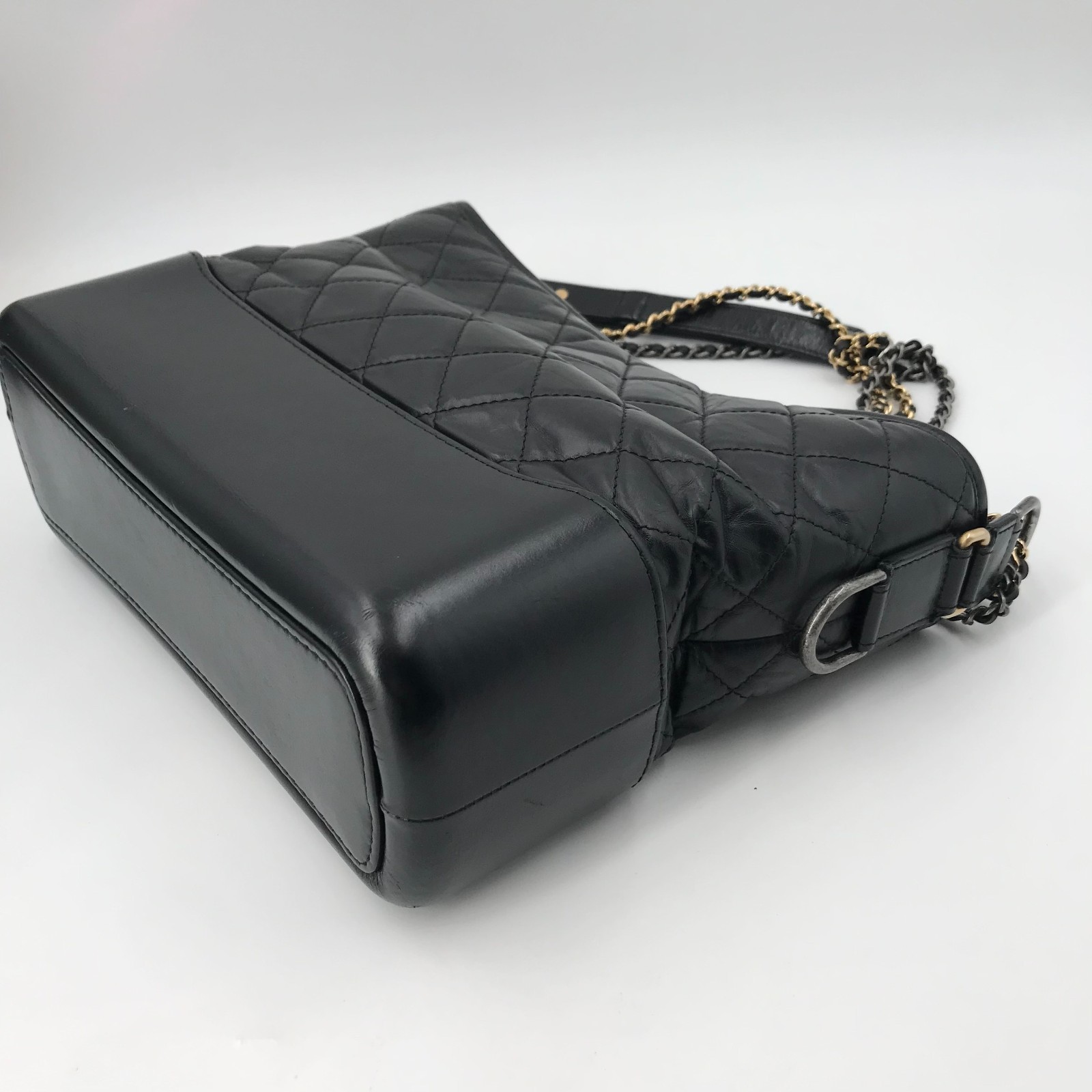 Chanel Hobo Bag Black Gold Medium 24 Series 28x23x10cm