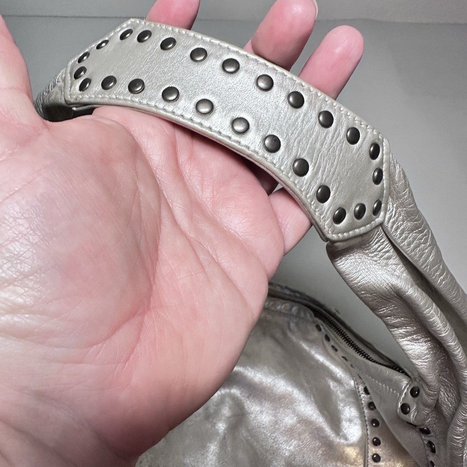 Kooba Studded Leather Hobo Shoulder Bag Soft Silver Y2K 14″L x 21″Wx 13D”