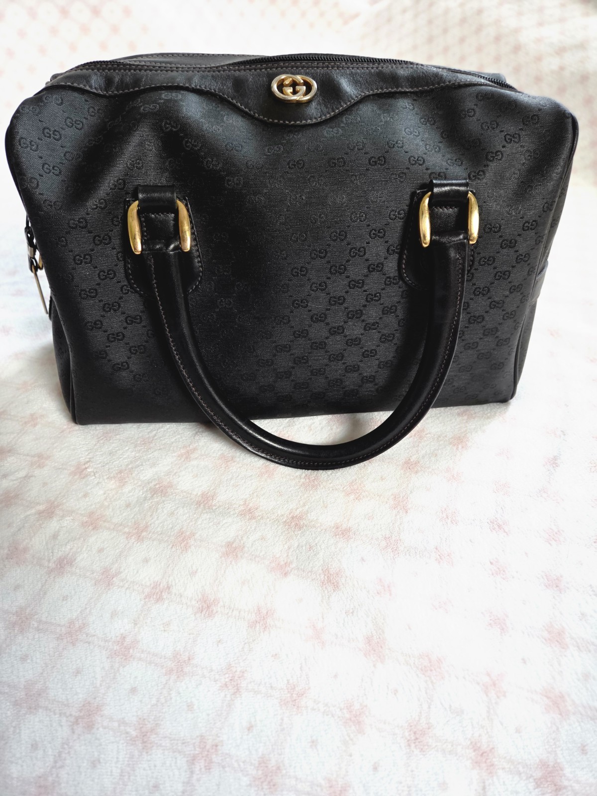 Authentic Vintage Gucci Classic Boston Bag