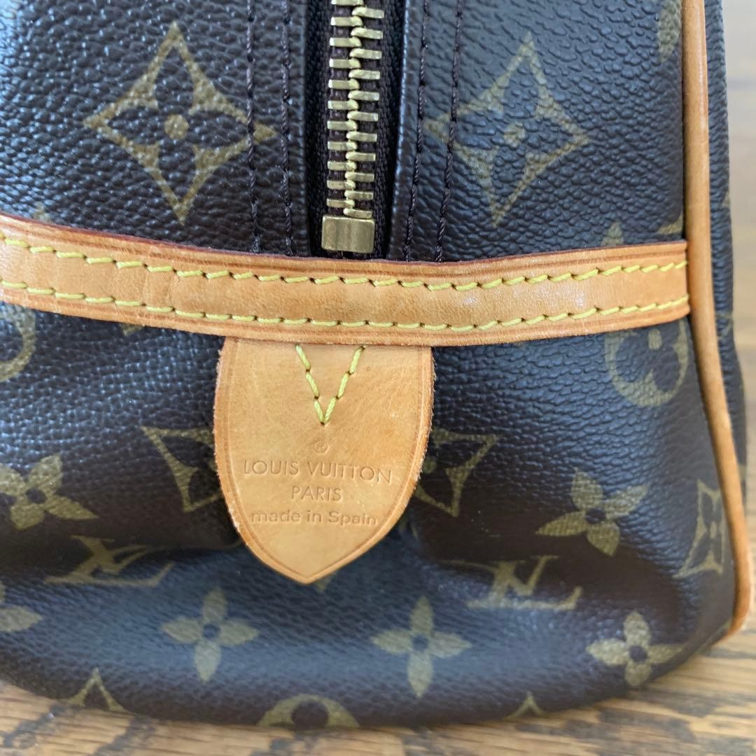 Louis Vuitton Monogram Montorgueil PM M95565 shoulder