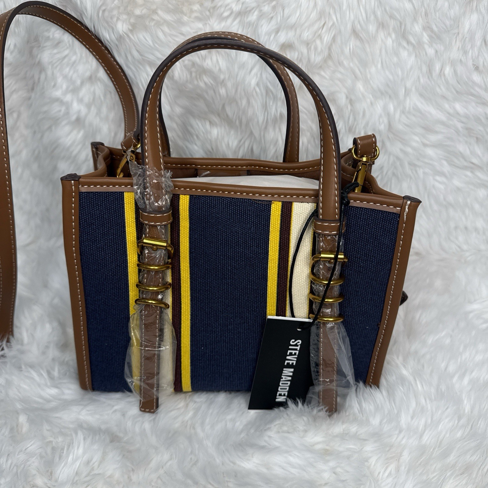 Steve Madden Navy Multi BBOGAN Tote ✨