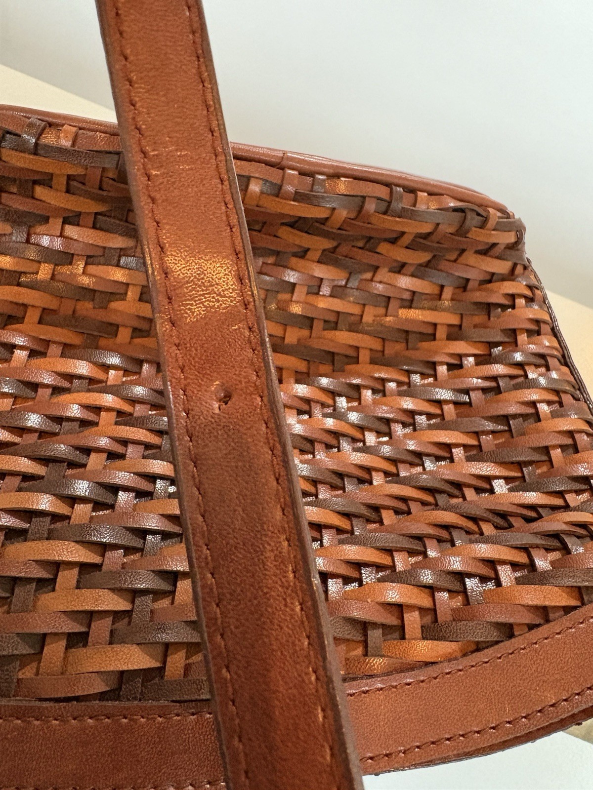 Vintage Warren Reed Woven Leather Brown Crossbody Purse Zip Around