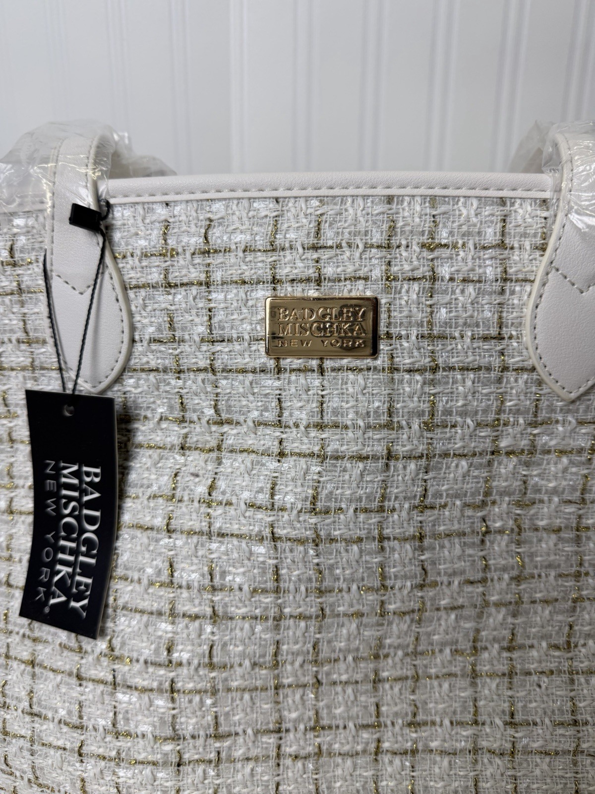 Badgley Mischka New York Women’s Large Polyester Tote Bag White w/ Gold Threads