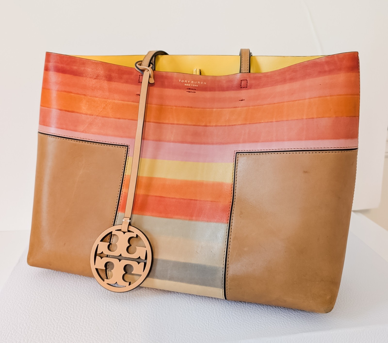 Tory Burch Reversible Leather Tote Bag Multicolor Stripe w/Removable Zip Pouch