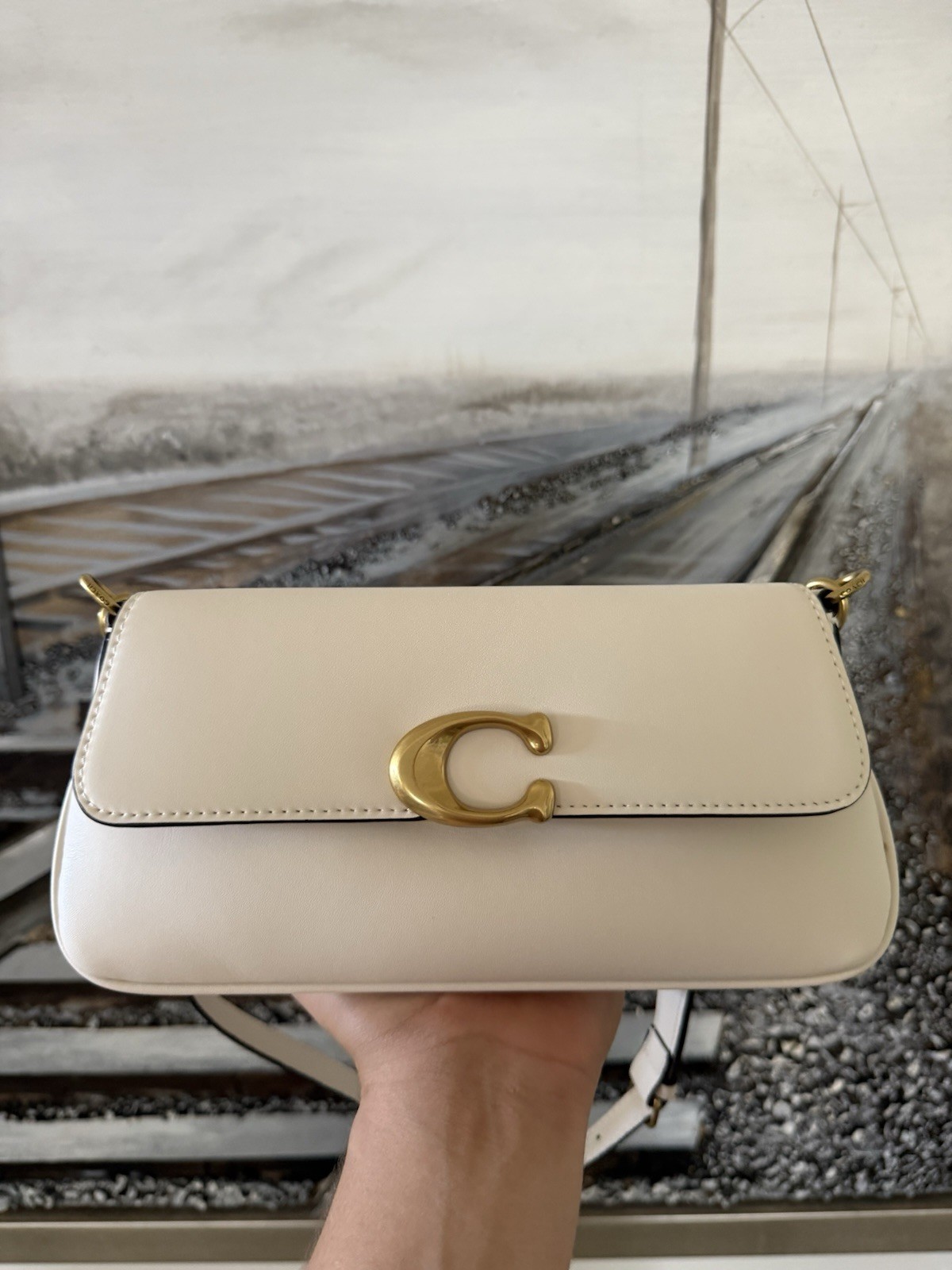Coach Jet chalk shoulder bag