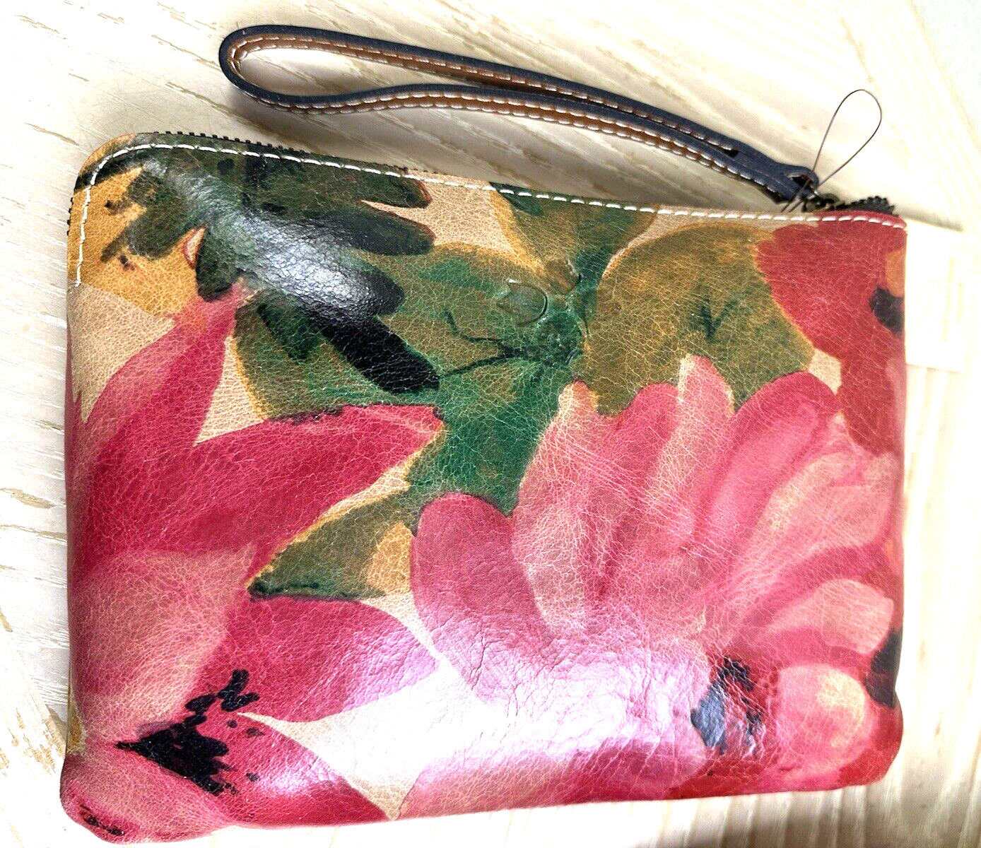 PATRICIA NASH SPRING MULTI TAN RED PINK FLORAL LEATHER WRISTLET & SCARF SET